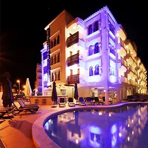 4* Hotel The Element